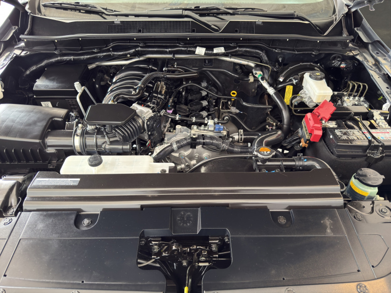 Nissan Comerciales Frontier y NP 300 Frontier Pick-Up 4 pts. NP300 Frontier Pro 4x, Doble Cab., V6, 4.0l, TA, a/ac., piel, RA-18 2024